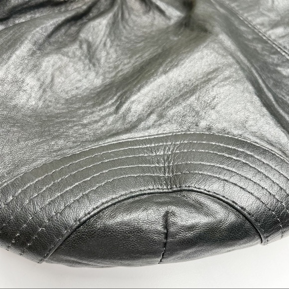 Morgan Oakley | Ditch Handbag - Picture 4 of 11